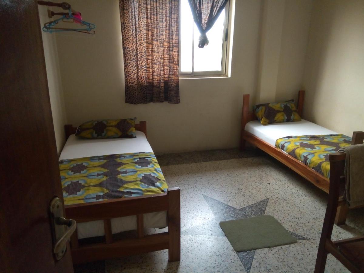 The Sleepy Hippo Hotel Accra Eksteriør billede
